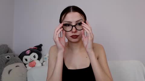 Snapshot of indigoelle chatting on 03/12/25, 06:44 Indigo Elle online show from 03/12/25, 06:44