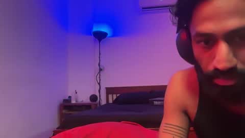 Indiscreet Nils online show from 03/11/26, 06:25