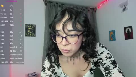 Snapshot of indra_cam chatting on 05/02/26, 05:23 Diana online show from 05/02/26, 05:23