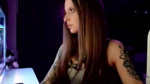 Snapshot of inesdesire chatting on 02/12/25, 07:45 InesDesire online show from 02/12/25, 07:45