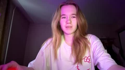 Sofia online show from 04/20/26, 02:31