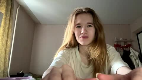 Snapshot of inespacheco chatting on 04/26/26, 02:04 Sofia online show from 04/26/26, 02:04