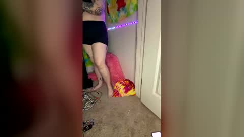 InfamousLibby  Linktree  online show from 02/23/26, 01:58