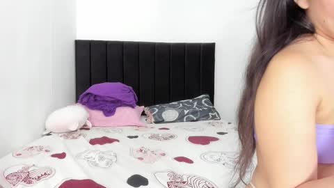 Samantha and chris online show from 10/09/25, 12:30