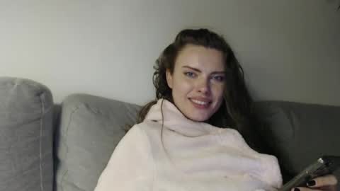 Snapshot of infinitiq45 chatting on 02/03/25, 07:31 Sweet girl online show from 02/03/25, 07:31