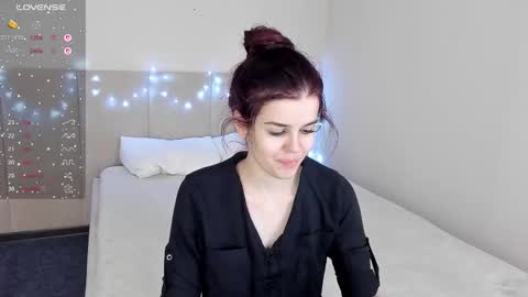 Snapshot of infinity_ti chatting on 01/19/26, 01:42 infinity_ti online show from 01/19/26, 01:42