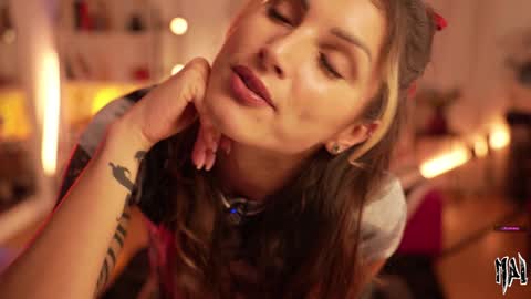 MAL ---  online show from 12/01/25, 12:48