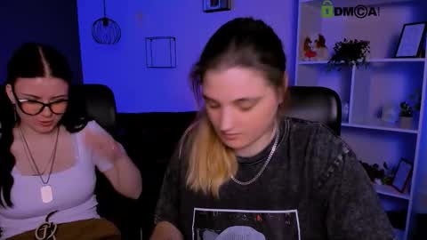 inga_gree online show from 12/21/25, 09:49