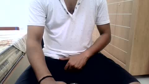 Snapshot of ingloriousuncut chatting on 08/09/26, 08:30 Inglorious Hairy Uncut online show from 08/09/26, 08:30