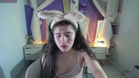 Snapshot of ingrid_casas chatting on 12/03/24, 02:58 Ingrid petite online show from 12/03/24, 02:58