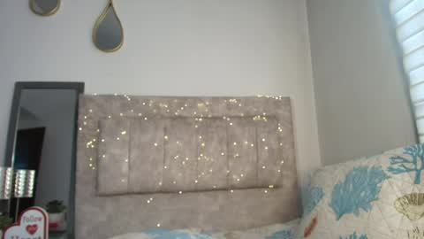            online show from 04/22/26, 01:12