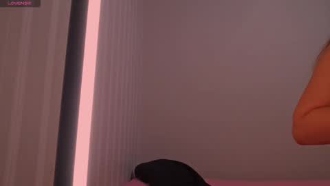 ingridequinti online show from 02/12/26, 04:29