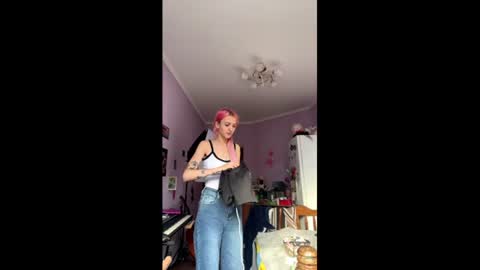 ingridmayer online show from 06/15/26, 03:36