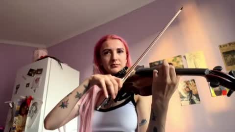ingridmayer online show from 06/17/26, 05:47