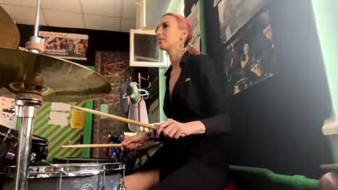 ingridmayer online show from 07/22/26, 01:25