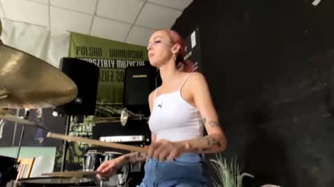 ingridmayer online show from 07/24/26, 10:46