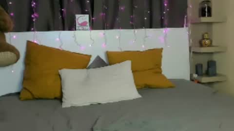 Snapshot of ininitykittyx chatting on 06/22/26, 11:35 IninityKittyx online show from 06/22/26, 11:35