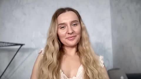 iniva05 online show from 03/11/26, 07:58