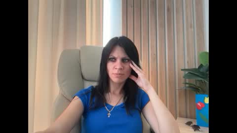 Snapshot of injaathome chatting on 05/16/26, 01:21 InjaAtHome online show from 05/16/26, 01:21