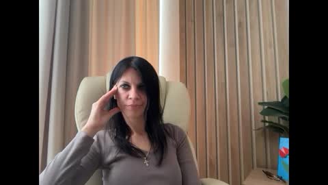 Snapshot of injaathome chatting on 05/29/26, 02:37 InjaAtHome online show from 05/29/26, 02:37