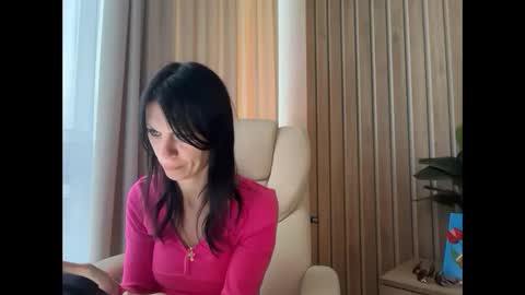 Snapshot of injaathome chatting on 05/31/26, 06:04 InjaAtHome online show from 05/31/26, 06:04