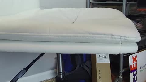 Snapshot of injmolder2 chatting on 12/14/24, 11:01 Hanging Out online show from 12/14/24, 11:01