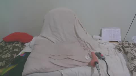 Snapshot of ink_brunette chatting on 01/26/25, 04:51 ink brunette online show from 01/26/25, 04:51