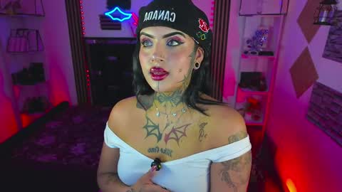 I AM NIKKY online show from 05/20/26, 03:24