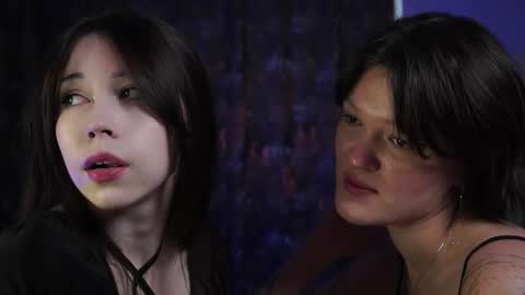 Luna and Dior online show from 09/21/25, 04:36