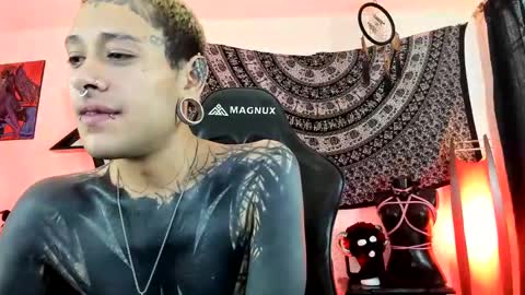 Dani  online show from 10/31/25, 05:47