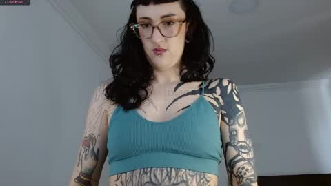 Valerie online show from 04/11/26, 04:11