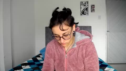 lyan onlyfans n linda online show from 02/03/26, 04:56