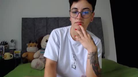 lyan onlyfans n linda online show from 06/25/26, 01:37