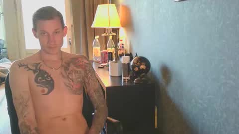 Snapshot of inkedsweed69 chatting on 04/20/26, 05:05 inkedsweed69 online show from 04/20/26, 05:05