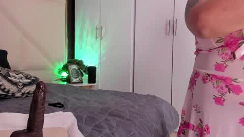 Indra online show from 04/22/26, 04:04