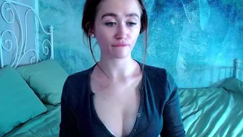 Lina online show from 02/13/26, 12:34