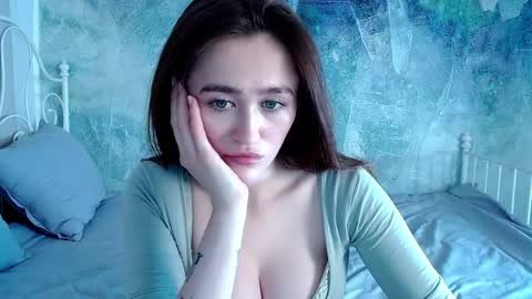 Lina online show from 04/08/26, 10:59