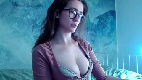 Snapshot of innnita chatting on 05/15/26, 11:56 Lina online show from 05/15/26, 11:56