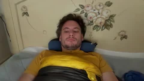 Snapshot of innocent__bystander chatting on 11/28/25, 08:17 innocent__bystander online show from 11/28/25, 08:17