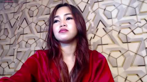 Snapshot of innocent_belle chatting on 12/04/24, 09:46 Belle online show from 12/04/24, 09:46