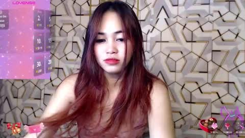Snapshot of innocent_belle chatting on 12/16/24, 09:20 Belle online show from 12/16/24, 09:20