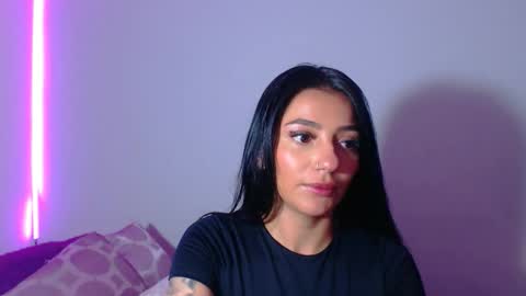 Abril online show from 02/13/26, 03:24