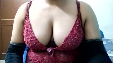 Snapshot of innocent_mannu chatting on 06/10/26, 04:50 Innocent mannu online show from 06/10/26, 04:50