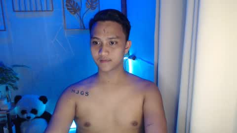 Snapshot of innocent_neil143 chatting on 01/02/25, 10:48 Neil online show from 01/02/25, 10:48