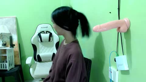 Reign online show from 02/05/26, 03:44