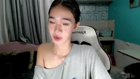 Reign online show from 04/22/26, 04:08