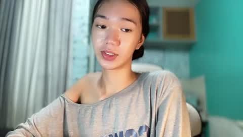 Snapshot of innocent_reign69 chatting on 07/26/26, 03:08 Reign online show from 07/26/26, 03:08
