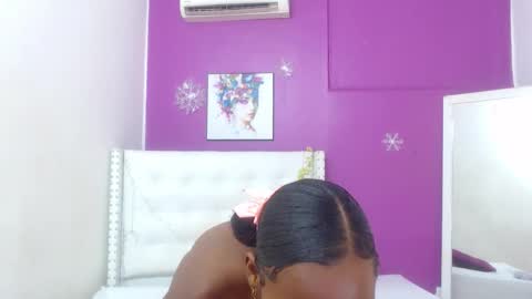 Snapshot of innocent_sexybaby chatting on 10/06/25, 08:28 innocent_sexybaby online show from 10/06/25, 08:28