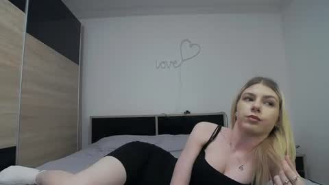 innocentangel2 online show from 06/18/26, 06:56