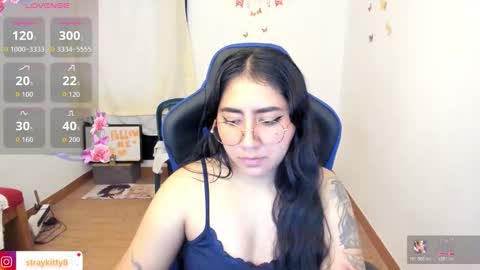Snapshot of innocentchurchgirlll chatting on 03/28/26, 04:39 Luna online show from 03/28/26, 04:39